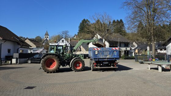 Dreck-Weg-Tag in Gönnersdorf : Ein voller Erfolg bei strahlendem Sonnenschein