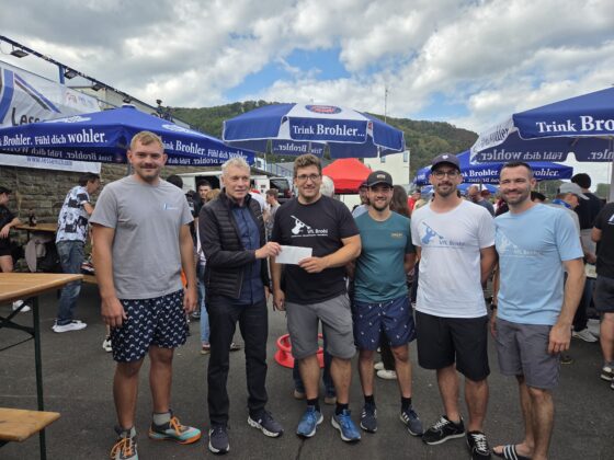 75 Jahre Wassersport beim VfL Brohl – 10er-Kanadierrennen begeistert Teilnehmer und Zuschauer